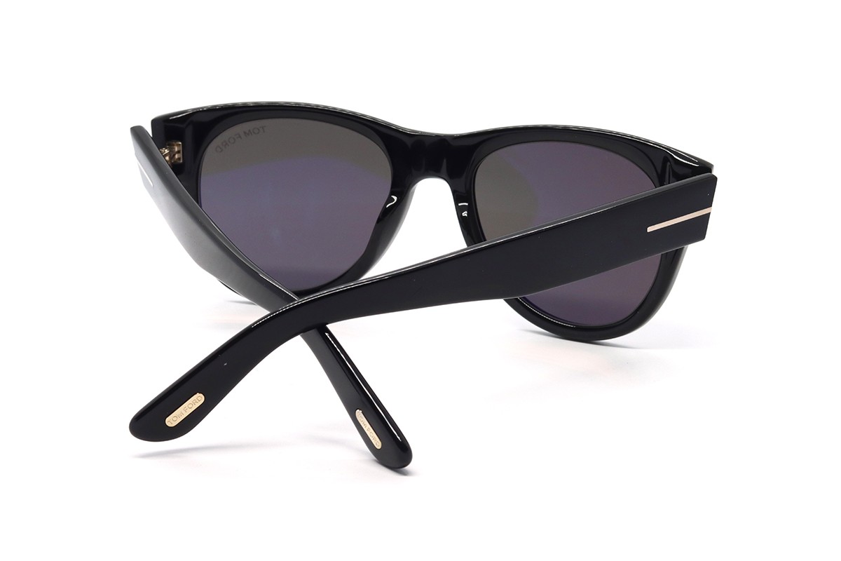 Солнцезащитные очки TOM FORD FT1305 01A 52 Фото №3 - linza.ua