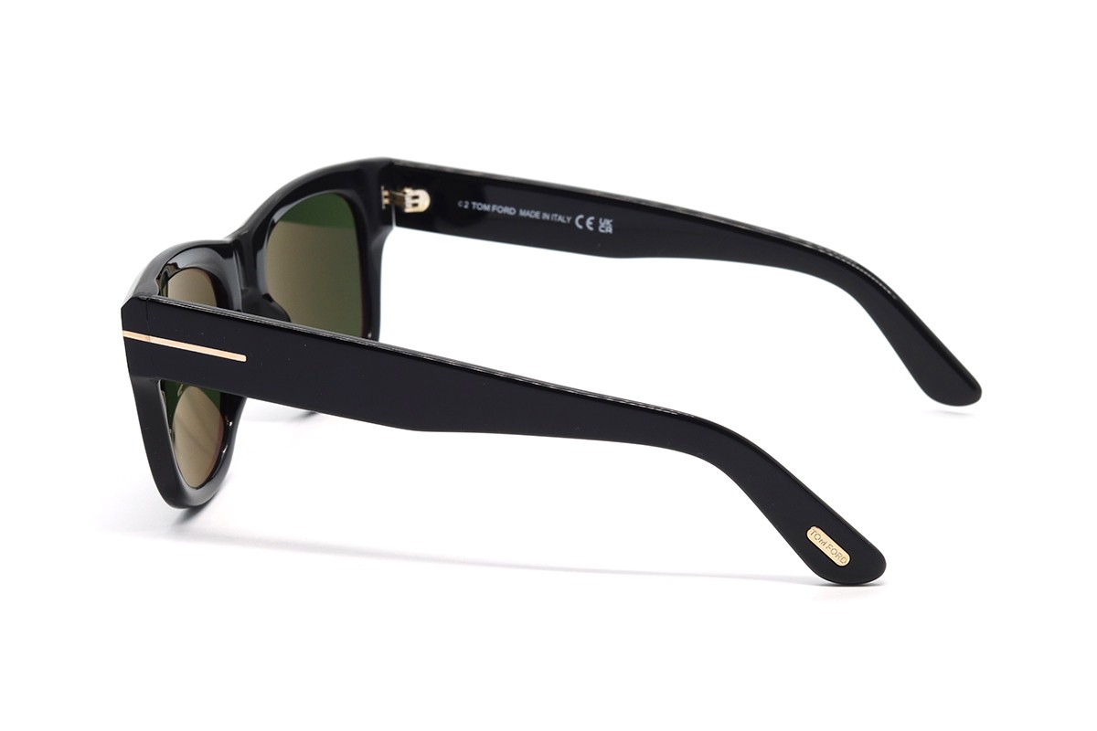 Солнцезащитные очки TOM FORD FT1304 01N 53 Фото №4 - linza.ua