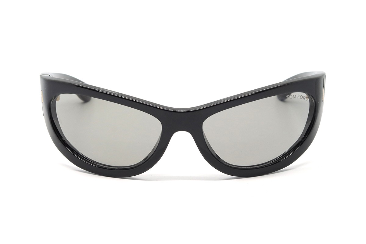 Солнцезащитные очки TOM FORD FT1365 01A 62 Фото №3 - linza.ua