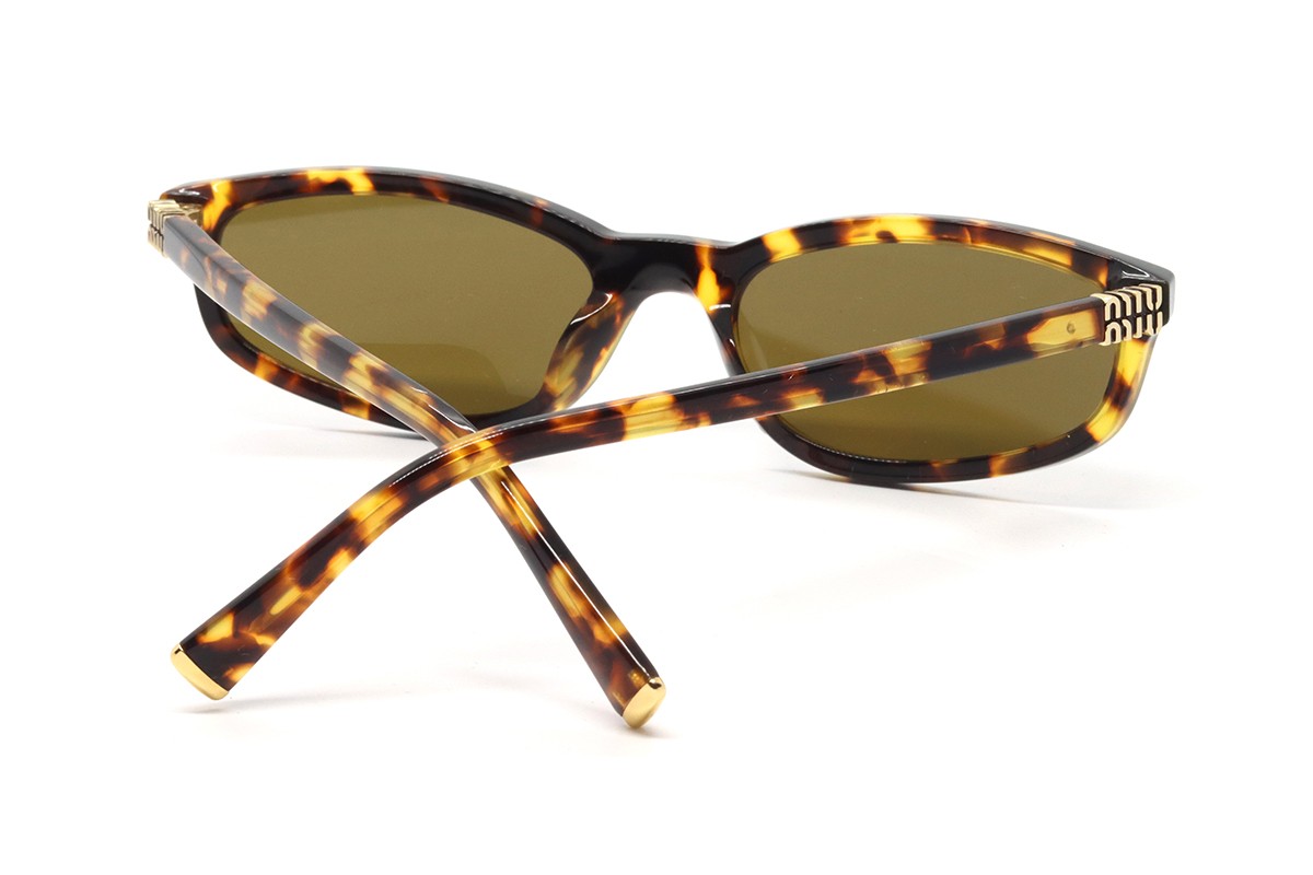 Солнцезащитные очки MU A06S 14L09Z 54 Фото №3 - linza.ua