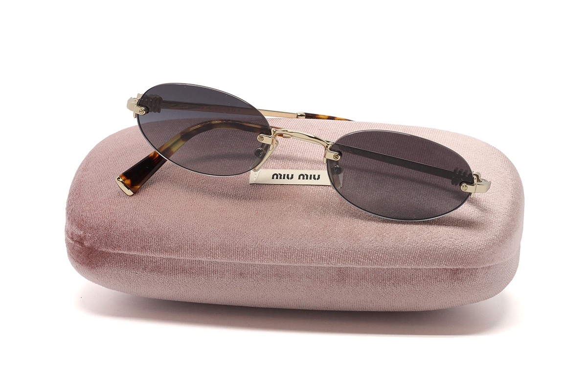 Солнцезащитные очки MU A54S ZVN5D1 51 Фото №3 - linza.ua