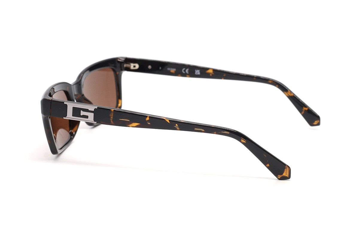 Сонцезахисні окуляри GUESS GU00300 52E 54 Фото №4 - linza.ua