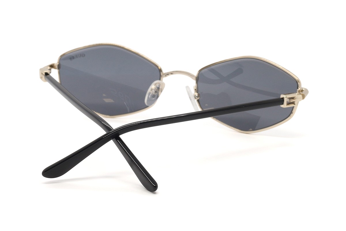 Солнцезащитные очки GUESS GU00289 32A 56 Фото №4 - linza.ua