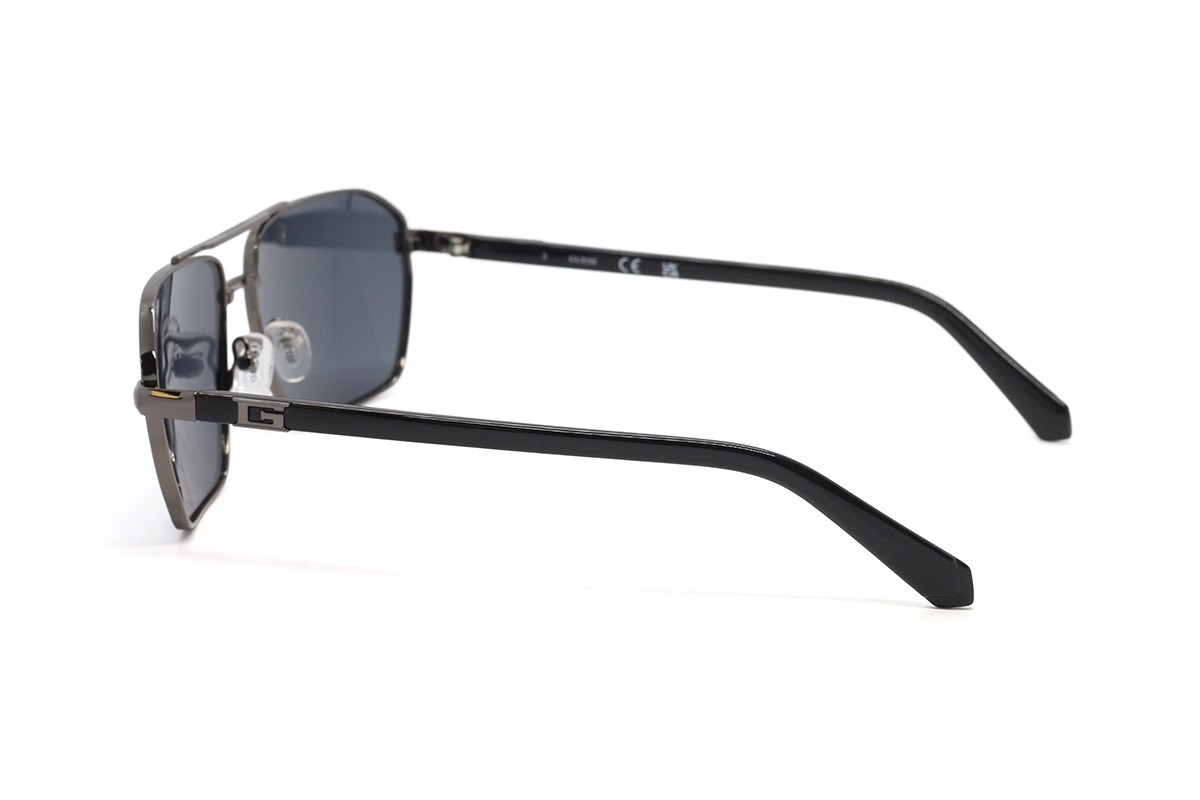 Солнцезащитные очки GUESS GU00301 08D 59 Фото №4 - linza.ua