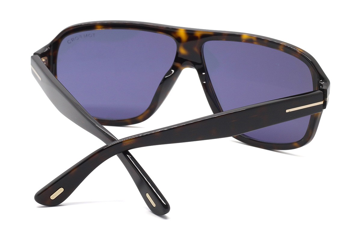 Солнцезащитные очки TOM FORD FT1335 52V 63 Фото №3 - linza.ua