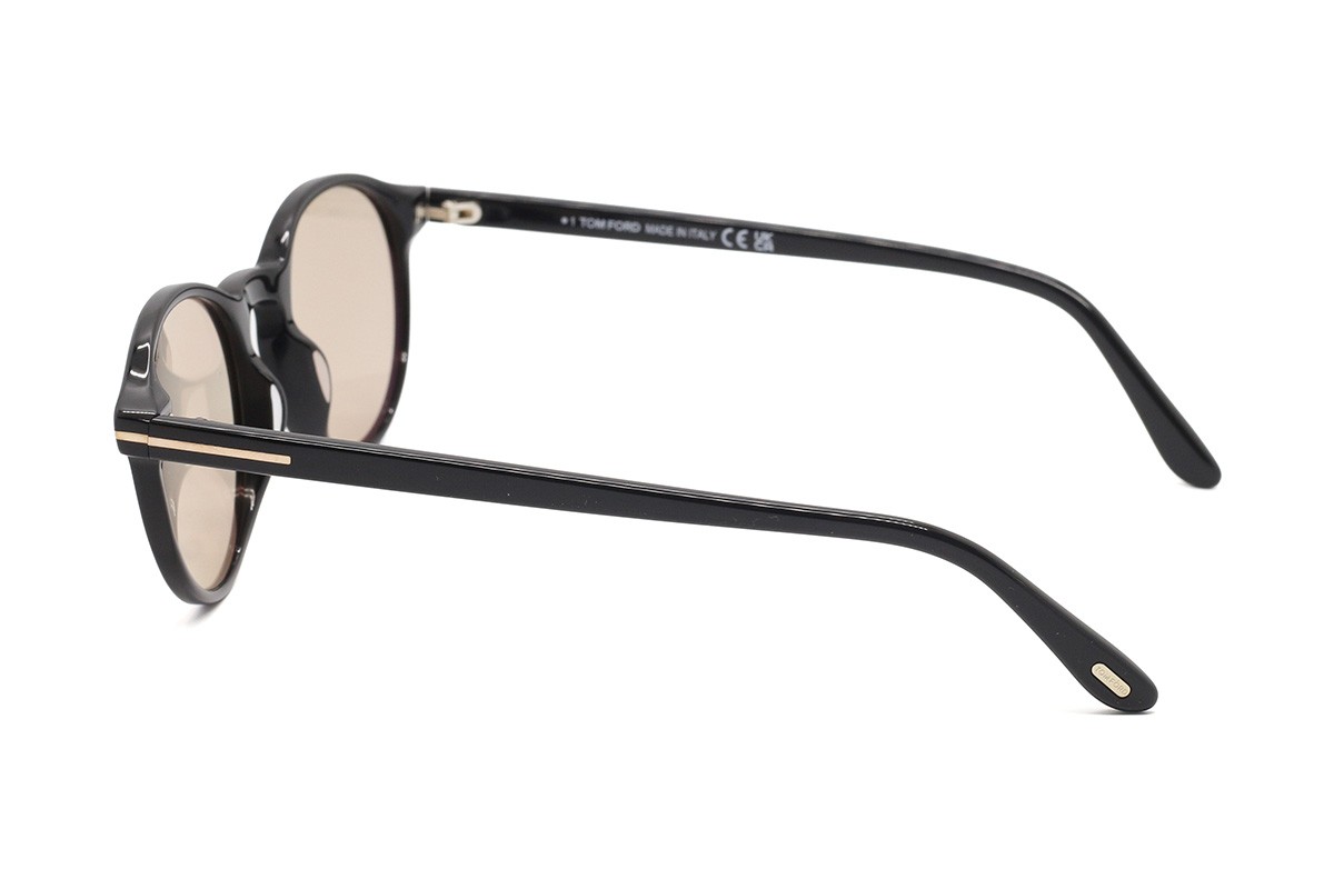 Солнцезащитные очки TOM FORD FT1331 01E 51 Фото №3 - linza.ua