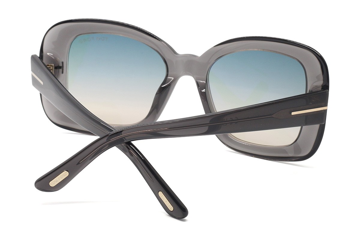 Солнцезащитные очки TOM FORD FT1348 20P 52 Фото №2 - linza.ua