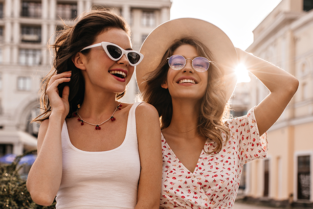 Минималистичные VS акцентные оправы: что выбрать?