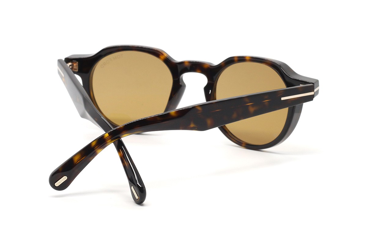 Сонцезахисні окуляри TOM FORD FT1358 52E 49 Фото №2 - linza.ua