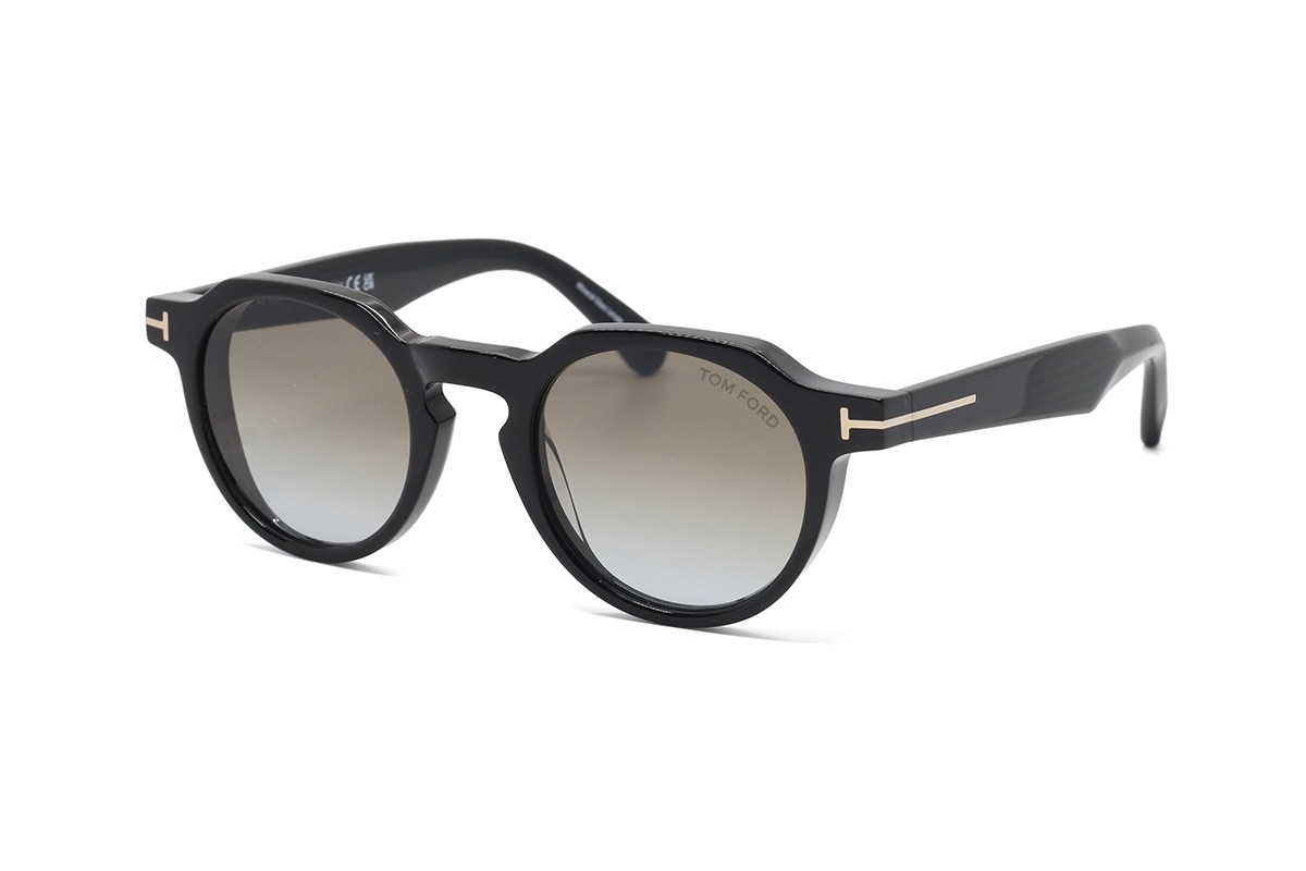 Сонцезахисні окуляри TOM FORD FT1358 01K 49 Фото №1 - linza.ua
