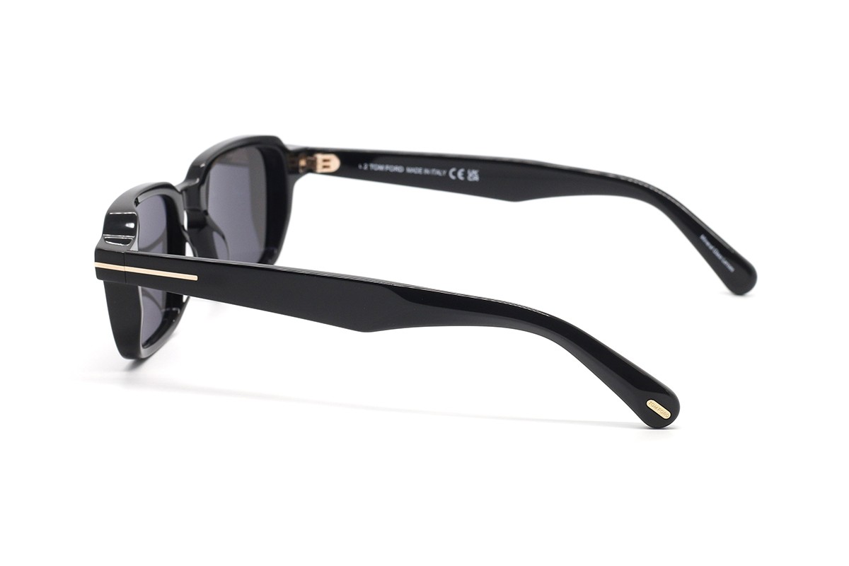 Сонцезахисні окуляри TOM FORD FT1359 01A 50 Фото №4 - linza.ua