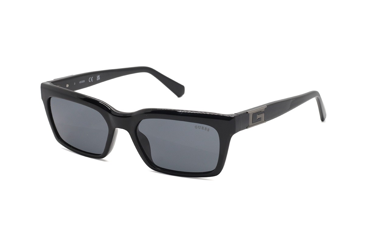 Сонцезахисні окуляри GUESS GU00300 01A 54 Фото №1 - linza.ua