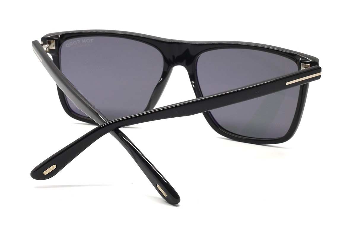 Сонцезахисні окуляри TOM FORD FT0832 01D 57 Фото №4 - linza.ua