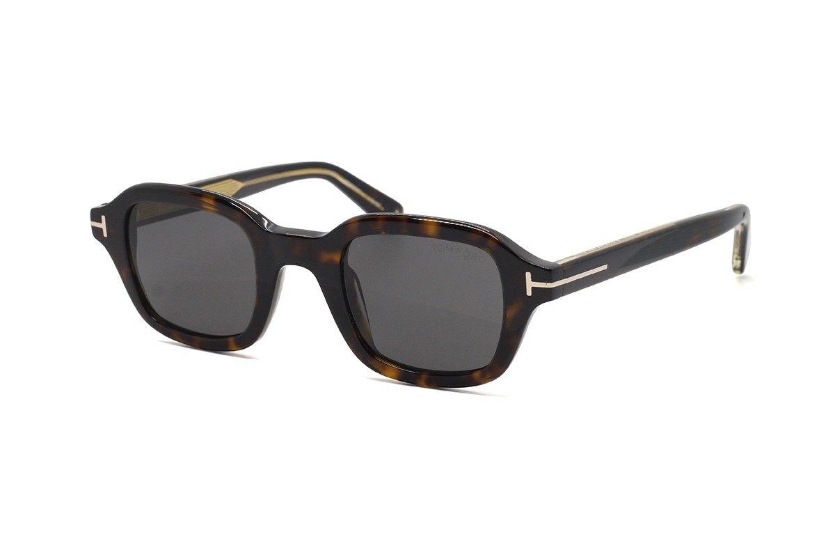 Солнцезащитные очки TOM FORD TI0021 52A 46 Фото №1 - linza.ua