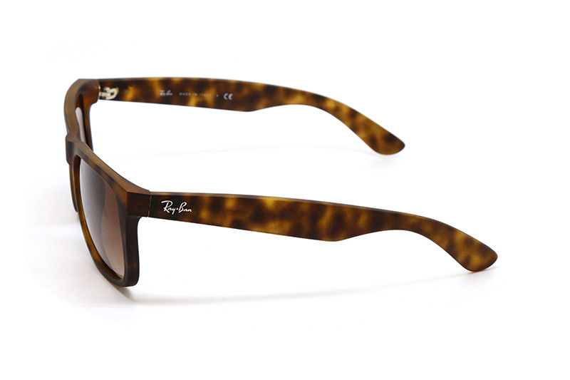 Сонцезахисні окуляри RAY-BAN 4165 710/13 Фото №2 - linza.ua
