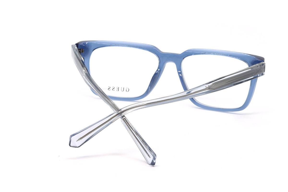 Оправы GUESS GU50059 090 53 Фото №3 - linza.ua