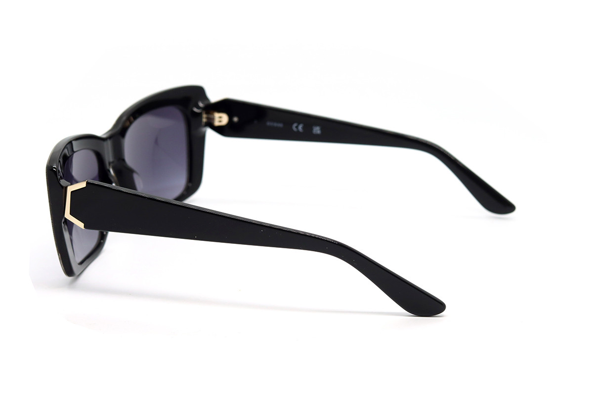 Солнцезащитные очки GUESS GU7890 01B 55 Фото №4 - linza.ua