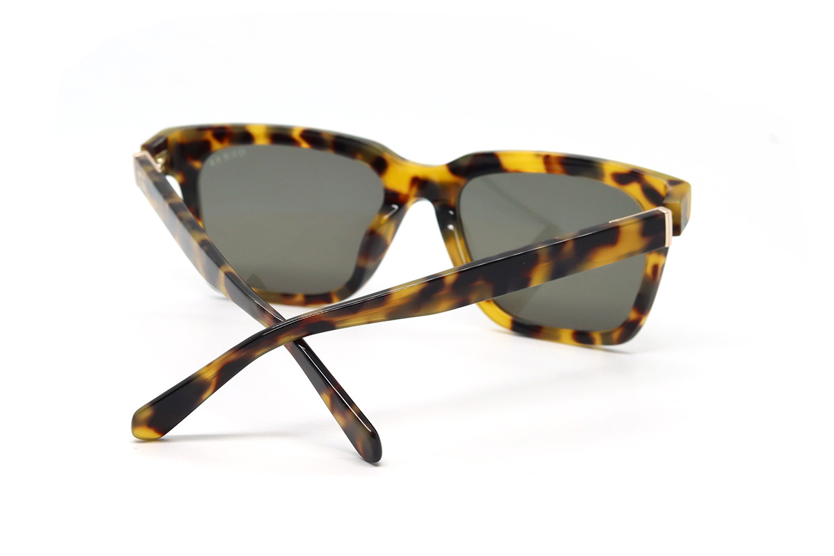 Сонцезахисні окуляри GUESS GU00064 53N 53 Фото №2 - linza.ua