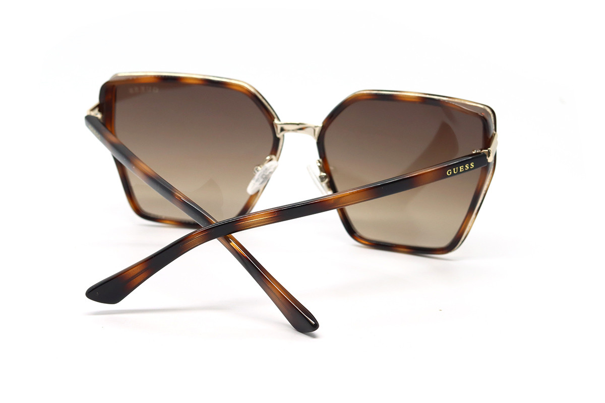 Солнцезащитные очки GUESS GU7871 53F 59 Фото №2 - linza.ua