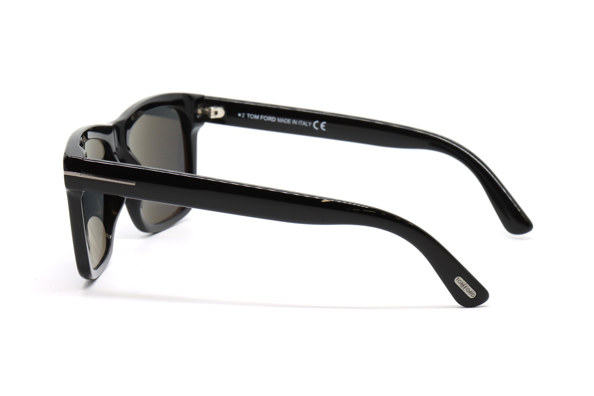 Солнцезащитные очки TOM FORD FT0906-N 01A 58 Фото №3 - linza.ua